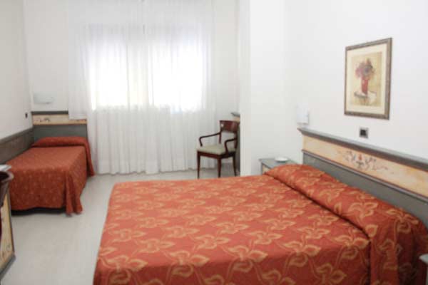 Standard Dreibettzimmer